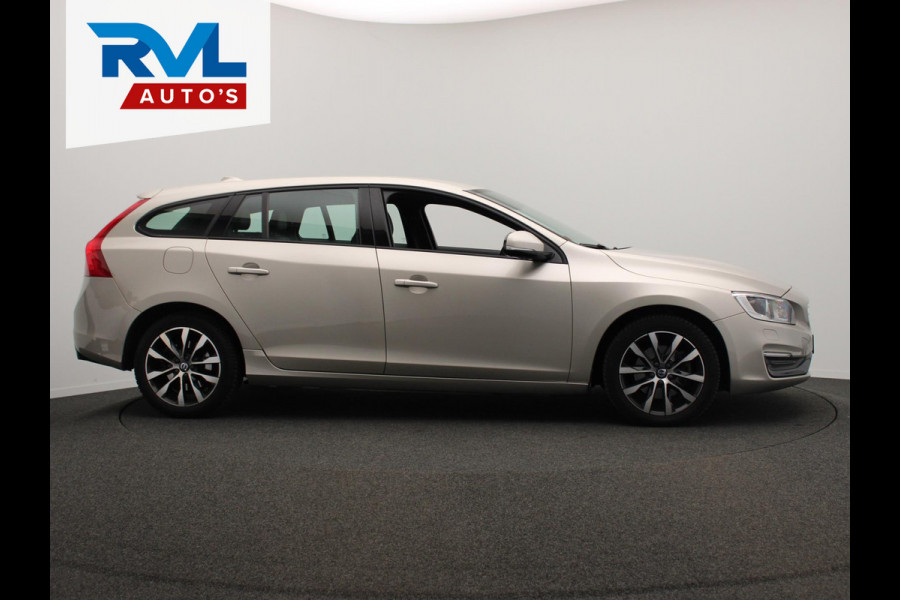 Volvo V60 1.5 T3 Polar+ Dynamic Leder Origineel NL Navigatie