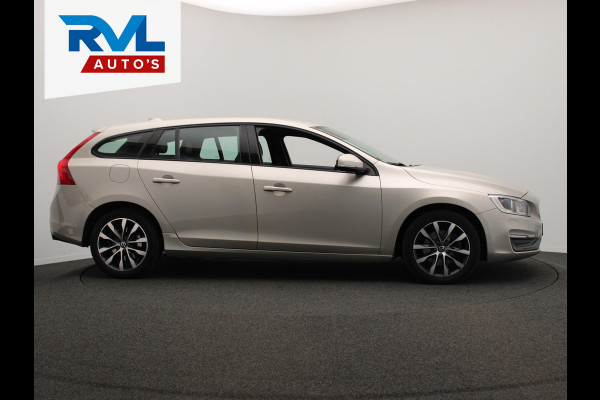 Volvo V60 1.5 T3 Polar+ Dynamic Leder Origineel NL Navigatie