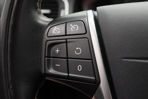 Volvo V60 1.5 T3 Polar+ Dynamic Leder Origineel NL Navigatie