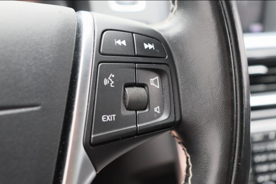 Volvo V60 1.5 T3 Polar+ Dynamic Leder Origineel NL Navigatie