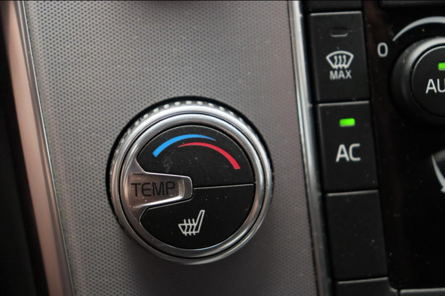 Volvo V60 1.5 T3 Polar+ Dynamic Leder Origineel NL Navigatie
