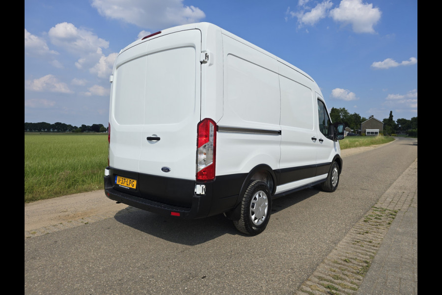 Ford Transit 350 2.0 TDCI L2 H2 - 130 Pk - Euro 6 - Airco - Cruise Control
