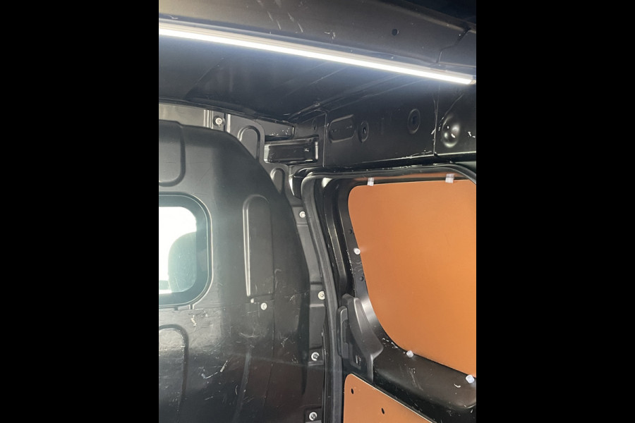 Dacia Dokker 1.5 Blue dCi 90 PK Solid Imperiaal / Trekhaak