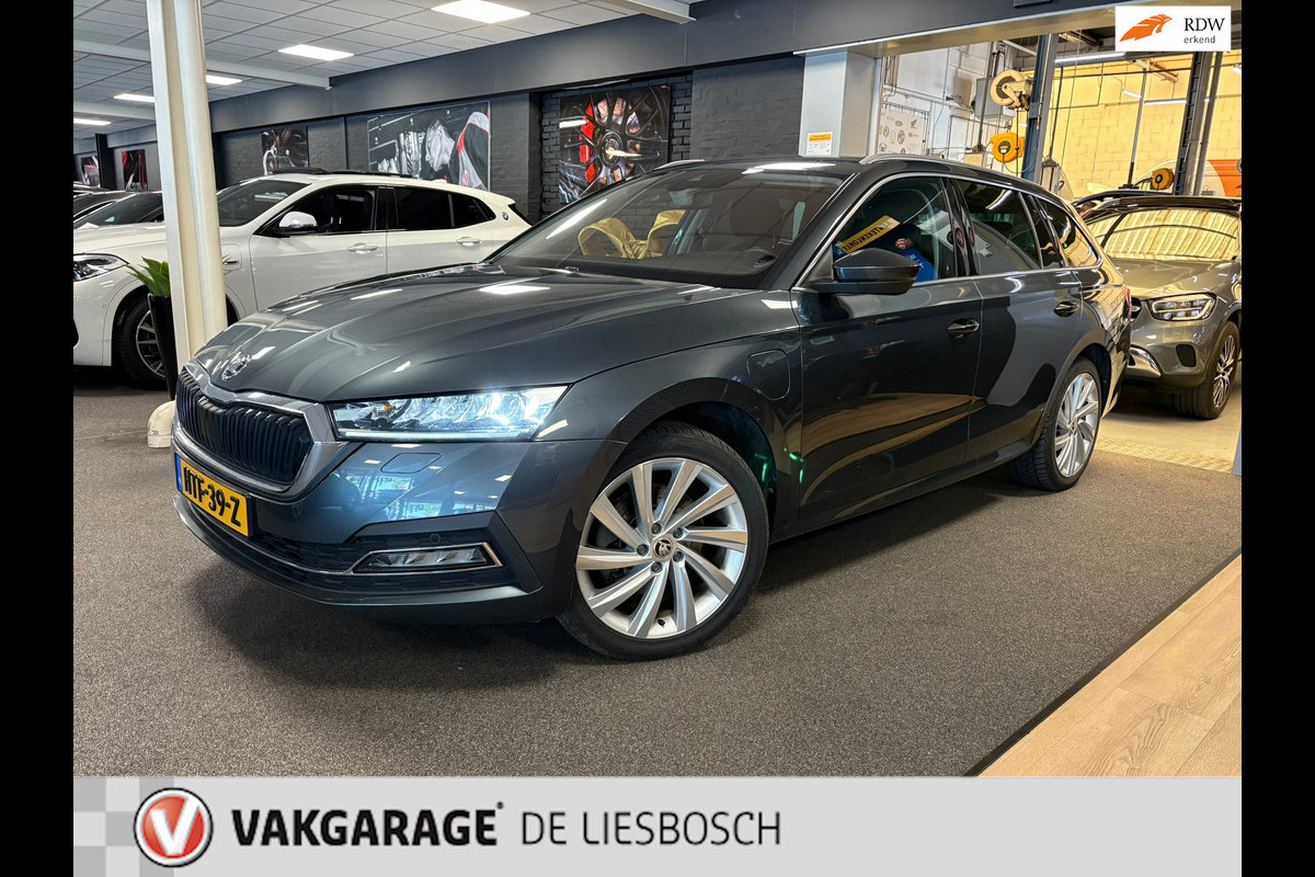 Škoda Octavia Combi 1.4 TSI iV PHEV Business Edition Plus Škoda Octavia Combi 1.4 TSI iV PHEV Business Edition Plus