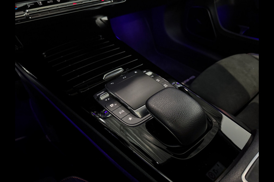 Mercedes-Benz A-Klasse 180 Business Solution AMG Pano|Memory|360|Burmester|Sfeer|1jGarantie|