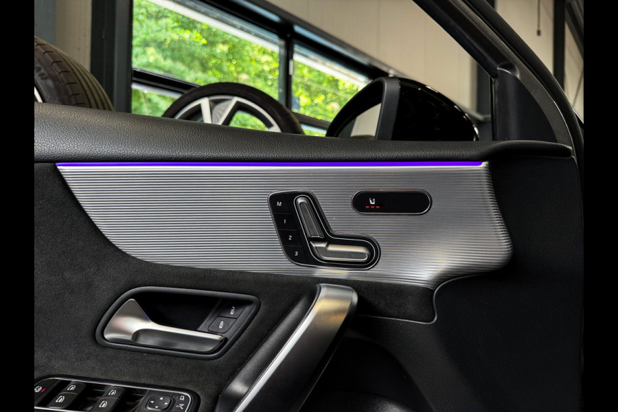 Mercedes-Benz A-Klasse 180 Business Solution AMG Pano|Memory|360|Burmester|Sfeer|1jGarantie|