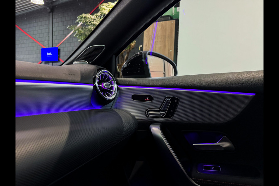 Mercedes-Benz A-Klasse 180 Business Solution AMG Pano|Memory|360|Burmester|Sfeer|1jGarantie|
