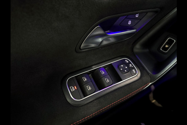 Mercedes-Benz A-Klasse 180 Business Solution AMG Pano|Memory|360|Burmester|Sfeer|1jGarantie|