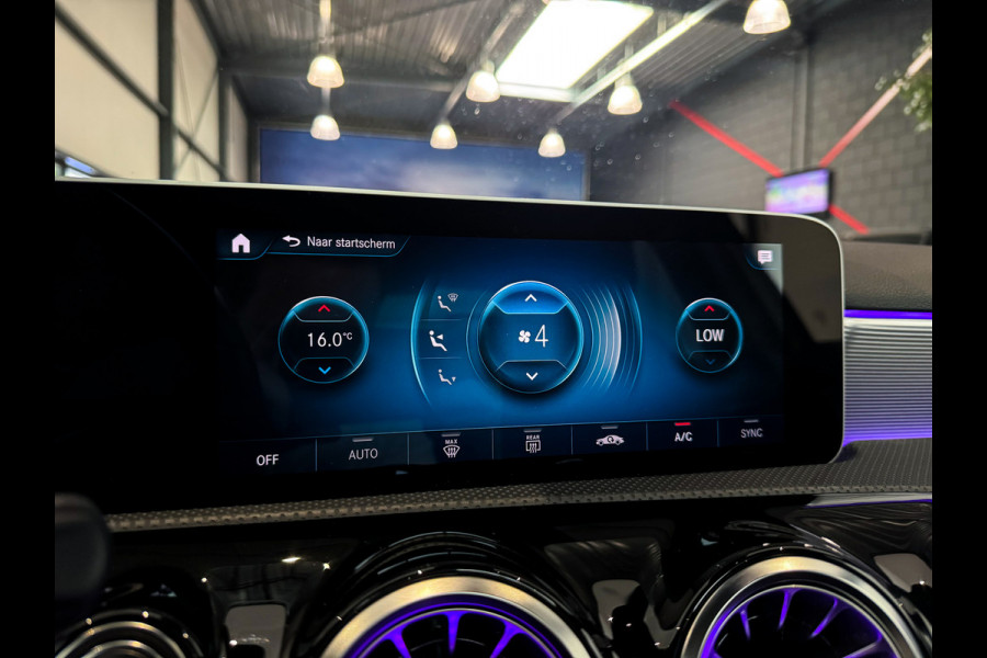 Mercedes-Benz A-Klasse 180 Business Solution AMG Pano|Memory|360|Burmester|Sfeer|1jGarantie|