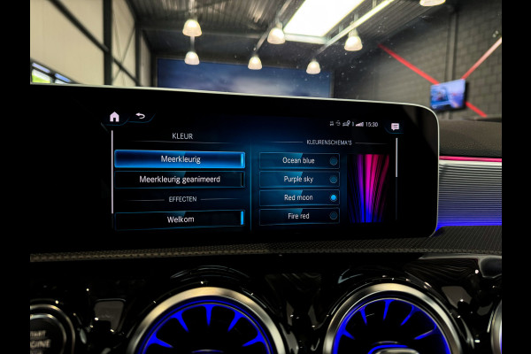 Mercedes-Benz A-Klasse 180 Business Solution AMG Pano|Memory|360|Burmester|Sfeer|1jGarantie|