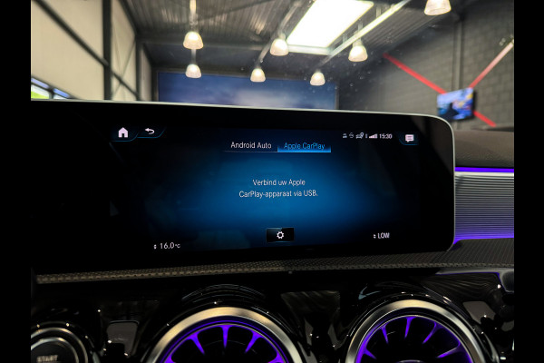 Mercedes-Benz A-Klasse 180 Business Solution AMG Pano|Memory|360|Burmester|Sfeer|1jGarantie|