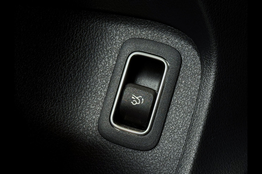 Mercedes-Benz A-Klasse 180 Business Solution AMG Pano|Memory|360|Burmester|Sfeer|1jGarantie|