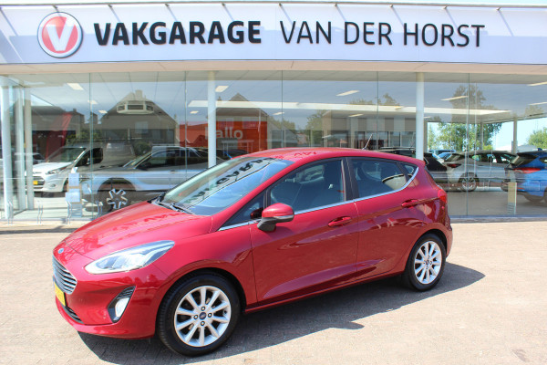 Ford Fiesta 1.0 EcoBoost Titanium , 100pk Climate control , Camera , Voorruit verwarming , Cruise control B en O audio , Park Asist ,