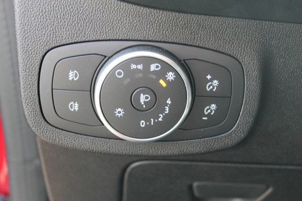 Ford Fiesta 1.0 EcoBoost Titanium , 100pk Climate control , Camera , Voorruit verwarming , Cruise control B en O audio , Park Asist ,