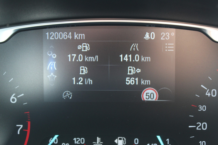 Ford Fiesta 1.0 EcoBoost Titanium , 100pk Climate control , Camera , Voorruit verwarming , Cruise control B en O audio , Park Asist ,