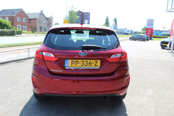 Ford Fiesta 1.0 EcoBoost Titanium , 100pk Climate control , Camera , Voorruit verwarming , Cruise control B en O audio , Park Asist ,