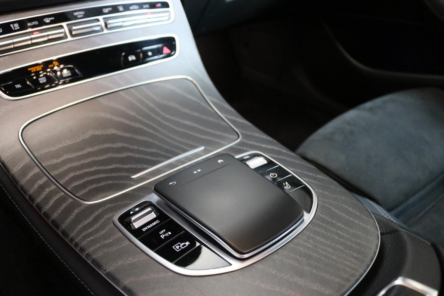 Mercedes-Benz E-Klasse Estate 300 de AMG Line | FACELIFT | PANO | WIDESCREEN | SFEERVERLICHTING | CAMERA |