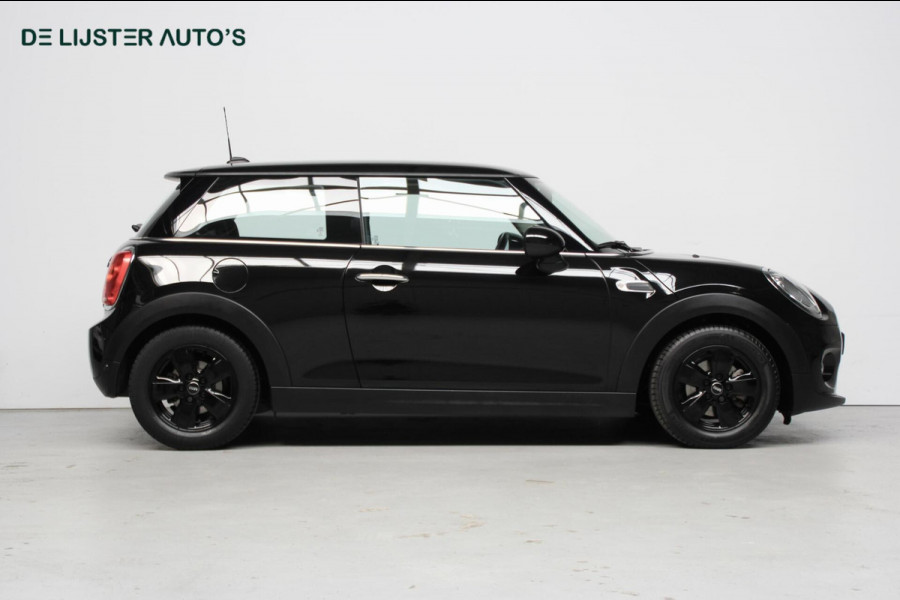 MINI Mini 1.5 Cooper Sport Business 136 PK | Navigatie | Cruise | Airco | PDC | Bluetooth | NL-Auto |