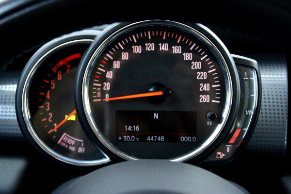 MINI Mini 1.5 Cooper Sport Business 136 PK | Navigatie | Cruise | Airco | PDC | Bluetooth | NL-Auto |