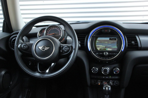 MINI Mini 1.5 Cooper Sport Business 136 PK | Navigatie | Cruise | Airco | PDC | Bluetooth | NL-Auto |