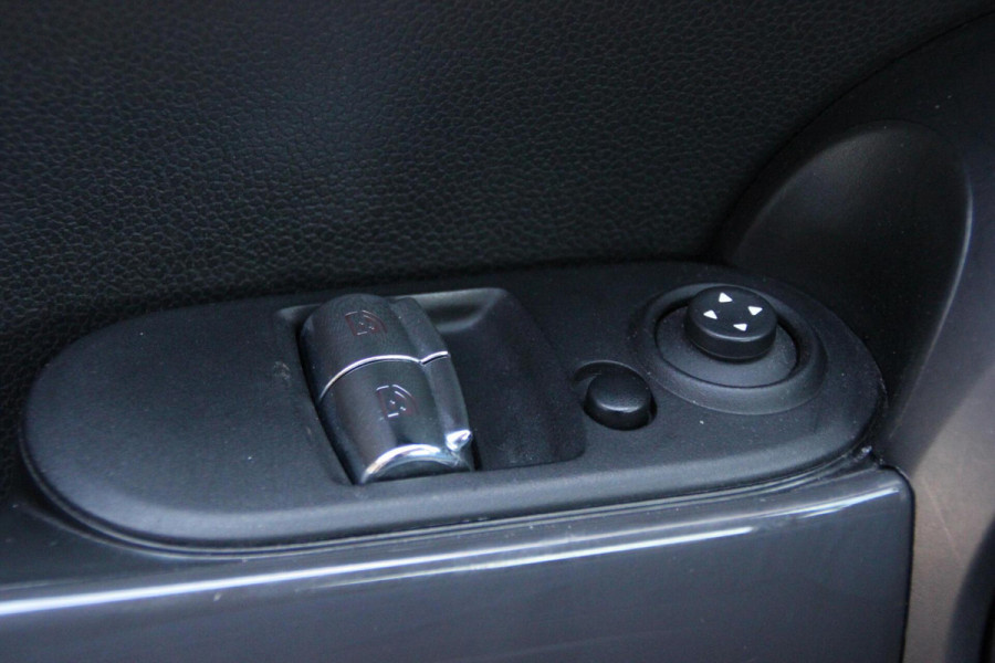 MINI Mini 1.5 Cooper Sport Business 136 PK | Navigatie | Cruise | Airco | PDC | Bluetooth | NL-Auto |