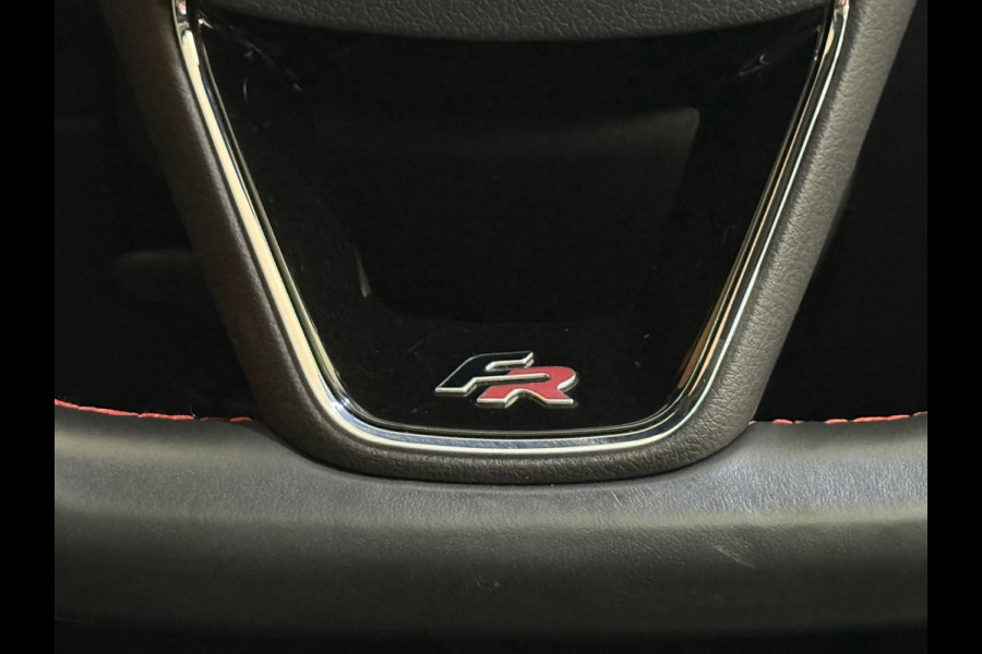 Seat Leon 2.0 TSI FR 191 PK DSG | Beats Audio | Panoramadak | Camera | Leer