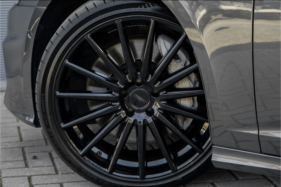 Audi A6 Avant 55 TFSI Quattro Design S Pano Luchtvering 4WS Trekhaak 21" Vossen