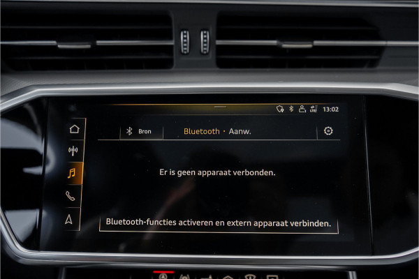 Audi A6 Avant 55 TFSI Quattro Design S Pano Luchtvering 4WS Trekhaak 21" Vossen