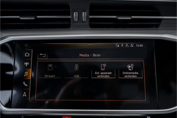 Audi A6 Avant 55 TFSI Quattro Design S Pano Luchtvering 4WS Trekhaak 21" Vossen