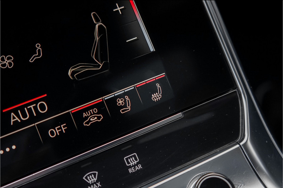Audi A6 Avant 55 TFSI Quattro Design S Pano Luchtvering 4WS Trekhaak 21" Vossen
