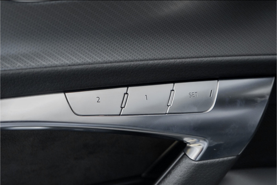 Audi A6 Avant 55 TFSI Quattro Design S Pano Luchtvering 4WS Trekhaak 21" Vossen
