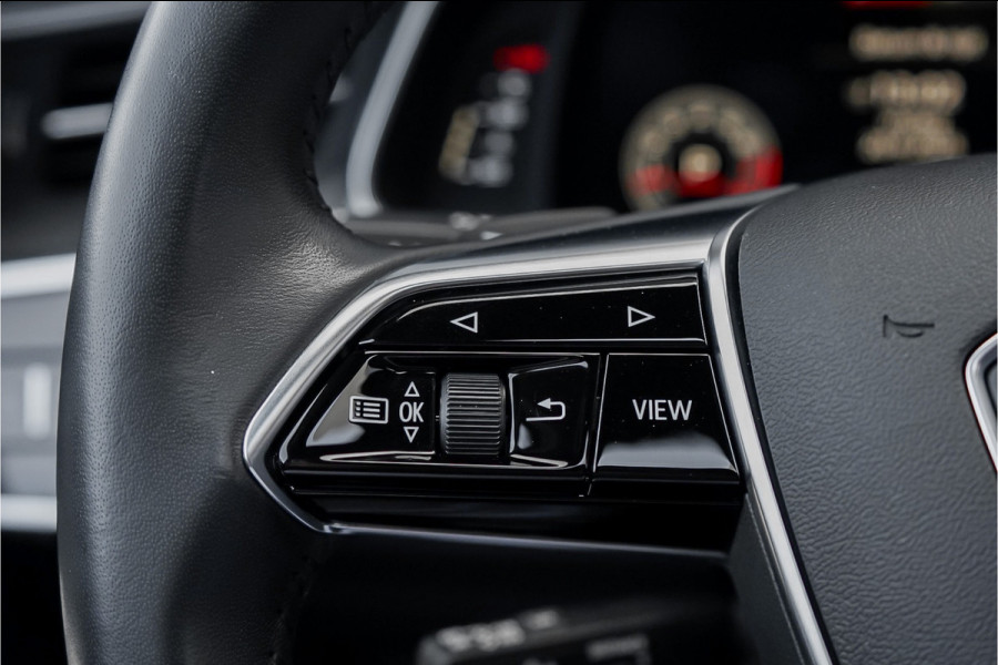 Audi A6 Avant 55 TFSI Quattro Design S Pano Luchtvering 4WS Trekhaak 21" Vossen