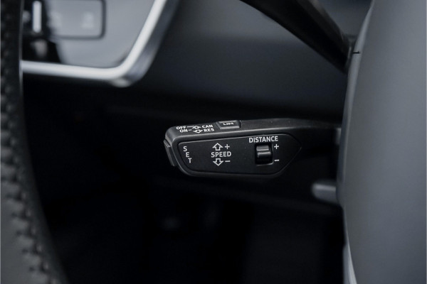 Audi A6 Avant 55 TFSI Quattro Design S Pano Luchtvering 4WS Trekhaak 21" Vossen