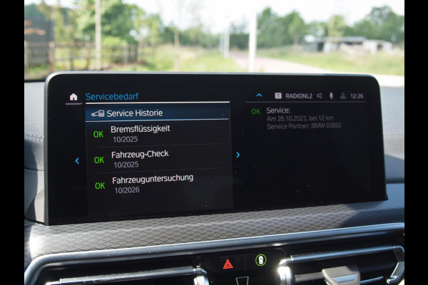 BMW iX3 High Executive Edition 80 kWh M-Pakket | Panoramadak | Trekhaak | Camera | Cruise Control | Sfeerverlichting |