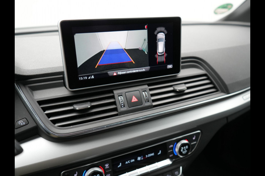 Audi Q5 50 TFSI e Quattro S Line Plug In Hybrid 299pk Dealer O.H PHEV | Alcantara Sportstoelen Verwarmd | Virtual Cockpit | Camera | Navi Plus | BLIS | LED | DAB |