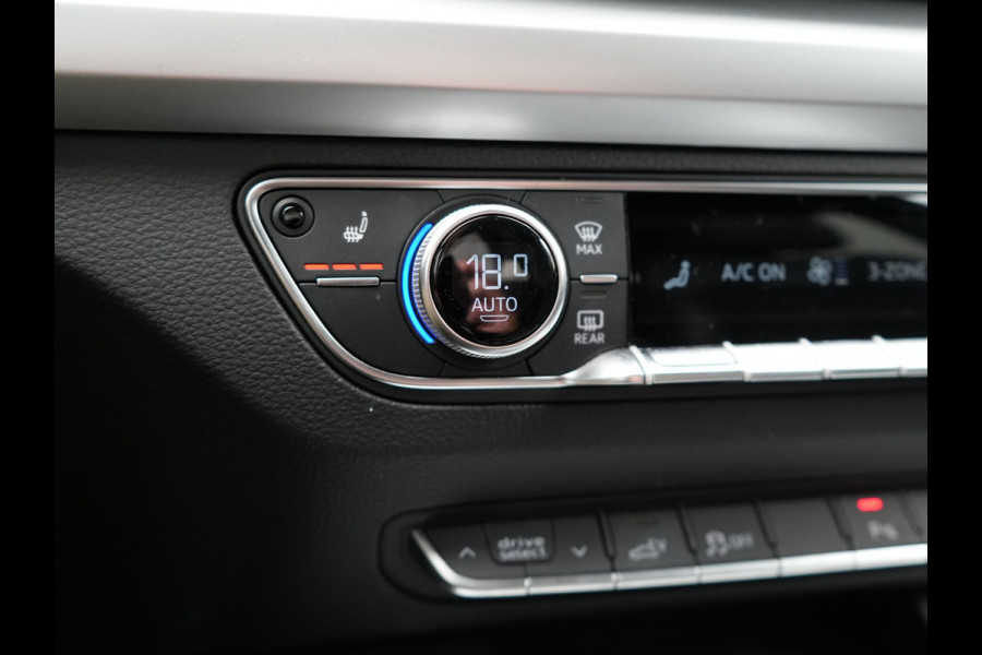 Audi Q5 50 TFSI e Quattro S Line Plug In Hybrid 299pk Dealer O.H PHEV | Alcantara Sportstoelen Verwarmd | Virtual Cockpit | Camera | Navi Plus | BLIS | LED | DAB |