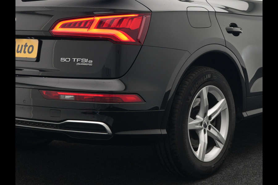 Audi Q5 50 TFSI e Quattro S Line Plug In Hybrid 299pk Dealer O.H PHEV | Alcantara Sportstoelen Verwarmd | Virtual Cockpit | Camera | Navi Plus | BLIS | LED | DAB |