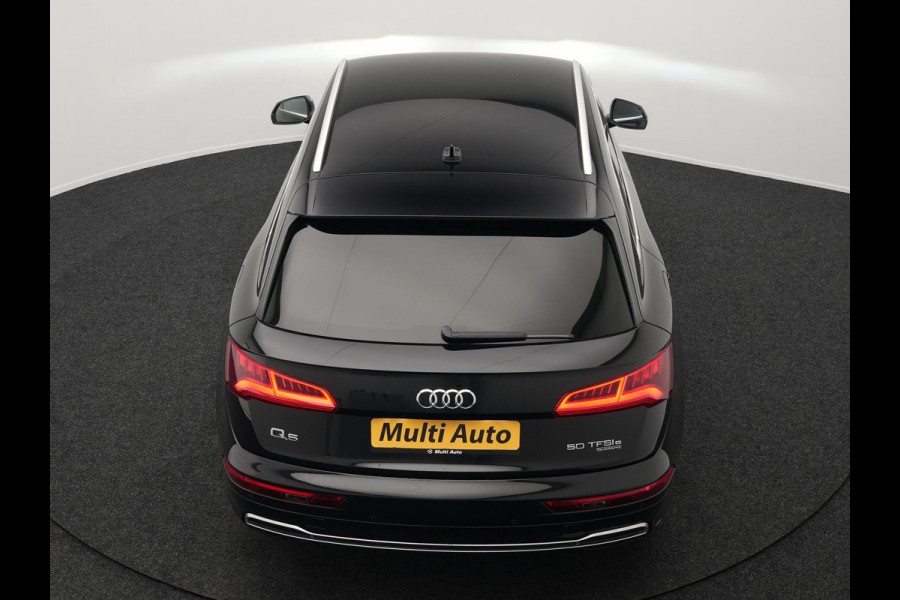 Audi Q5 50 TFSI e Quattro S Line Plug In Hybrid 299pk Dealer O.H PHEV | Alcantara Sportstoelen Verwarmd | Virtual Cockpit | Camera | Navi Plus | BLIS | LED | DAB |