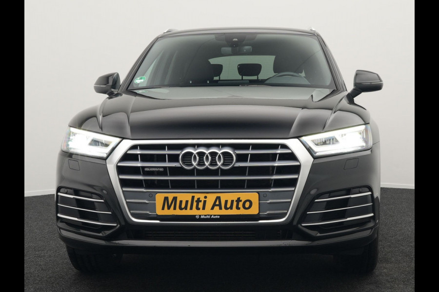 Audi Q5 50 TFSI e Quattro S Line Plug In Hybrid 299pk Dealer O.H PHEV | Alcantara Sportstoelen Verwarmd | Virtual Cockpit | Camera | Navi Plus | BLIS | LED | DAB |