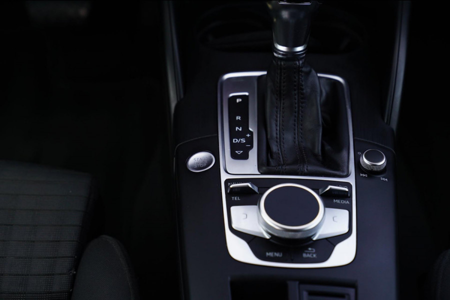 Audi A3 Sportback 1.5 TFSI CoD Design Pro Line Plus | Virtual Cockpit | Stoelverwarming | Automaat | S-tronic | LED koplampen