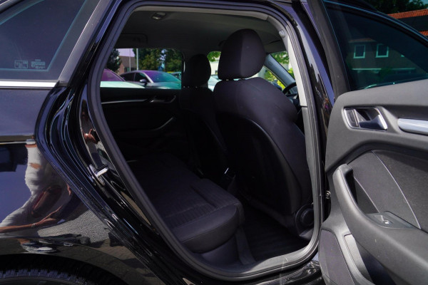 Audi A3 Sportback 1.5 TFSI CoD Design Pro Line Plus | Virtual Cockpit | Stoelverwarming | Automaat | S-tronic | LED koplampen