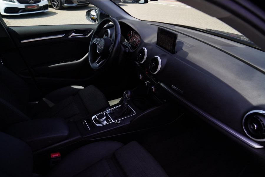 Audi A3 Sportback 1.5 TFSI CoD Design Pro Line Plus | Virtual Cockpit | Stoelverwarming | Automaat | S-tronic | LED koplampen
