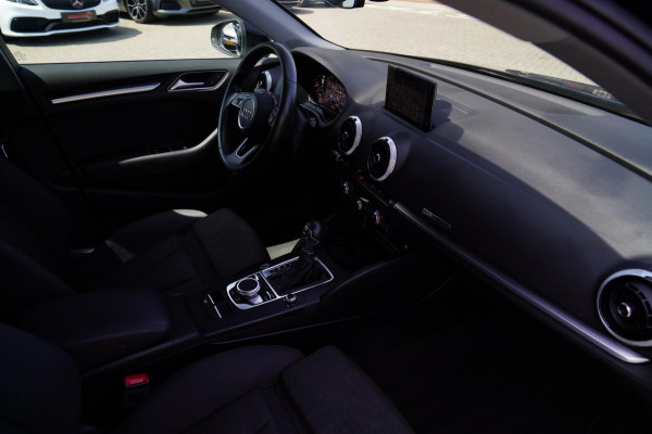 Audi A3 Sportback 1.5 TFSI CoD Design Pro Line Plus | Virtual Cockpit | Stoelverwarming | Automaat | S-tronic | LED koplampen