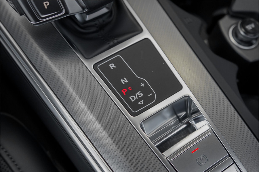Audi A6 Avant 55 TFSI Quattro Design S Pano Luchtvering 4WS Trekhaak 21"