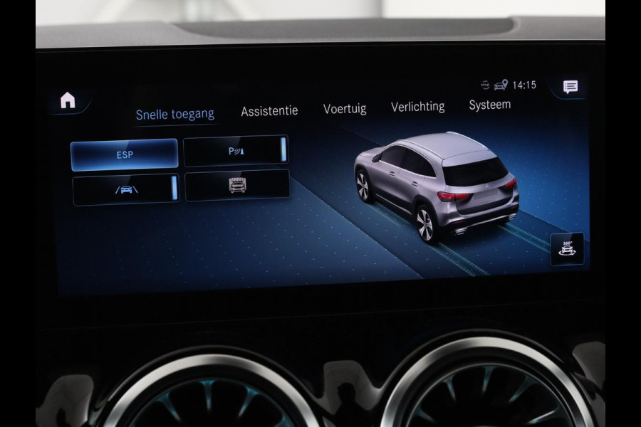 Mercedes-Benz GLA 250 e AMG Luxury | Panoramadak | Stoelverwarming | Sfeerverlichting | Keyless | Widescreen |  LMV 19 inch | Trekhaak wegklapbaar
