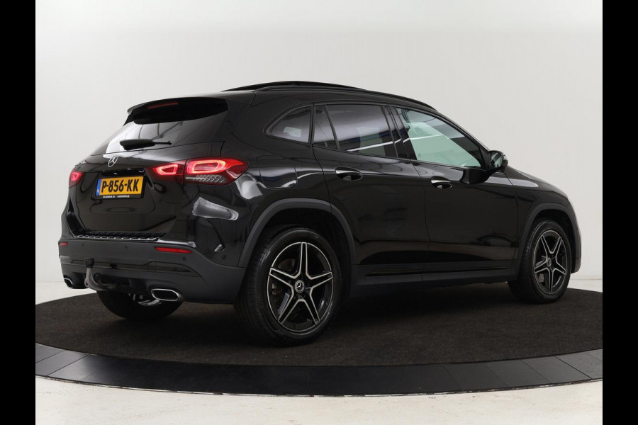Mercedes-Benz GLA 250 e AMG Luxury | Panoramadak | Stoelverwarming | Sfeerverlichting | Keyless | Widescreen |  LMV 19 inch | Trekhaak wegklapbaar