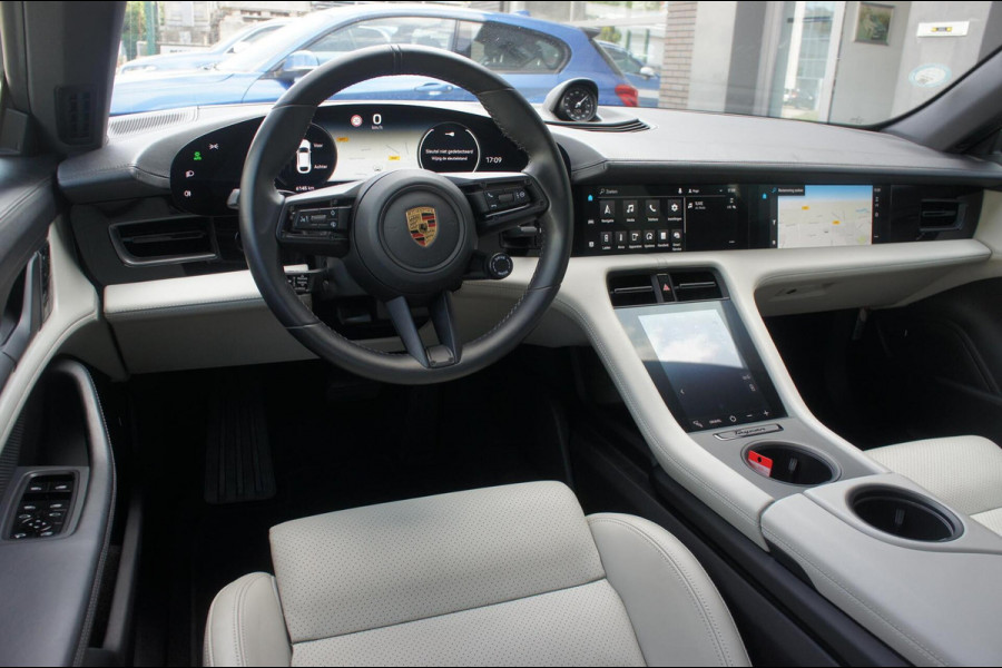 Porsche Taycan Cross Turismo 4S 571pk Acc|4wiel sturing|Pano 4S 93 kWh