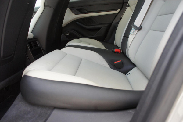 Porsche Taycan Cross Turismo 4S 571pk Acc|4wiel sturing|Pano 4S 93 kWh