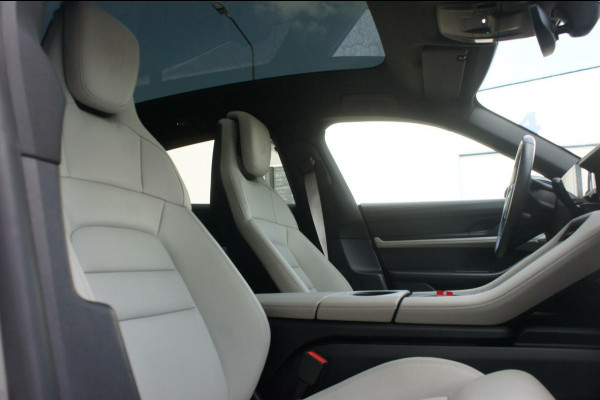 Porsche Taycan Cross Turismo 4S 571pk Acc|4wiel sturing|Pano 4S 93 kWh
