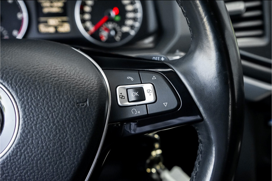 Volkswagen Amarok 3.0 TDI 4Motion DC Highline Leer CarPlay Standkachel